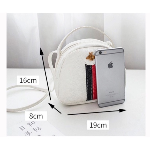 Fashion Embellished Bumble Bee CrossBody - Picture 8 of 8